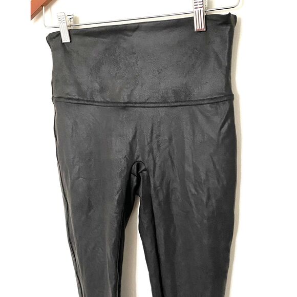 SPANX Ready-to-Wow! Faux Leather Black Stretchy Leggings PL - Picture 9 of 11